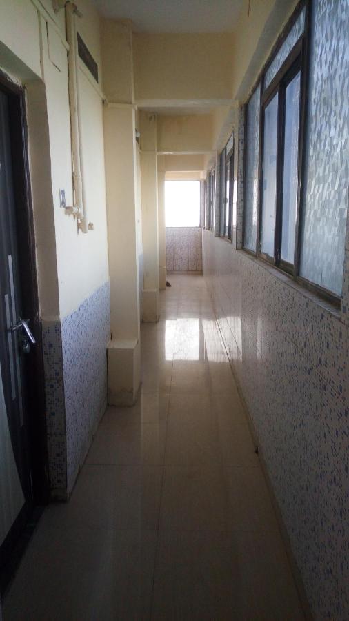 Hotel Sarang Lodge Panvel Ngoại thất bức ảnh